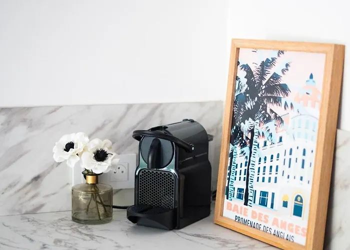 2 Pieces A 150 Metres De La شقة *