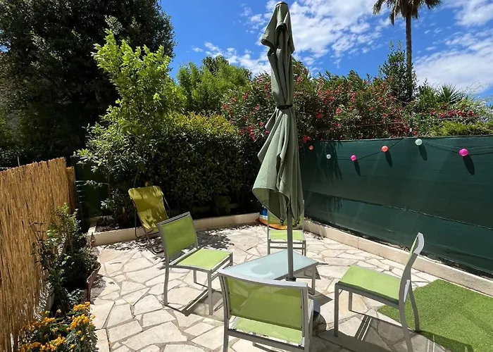 Apartman 2 Pieces A 150 Metres De La *