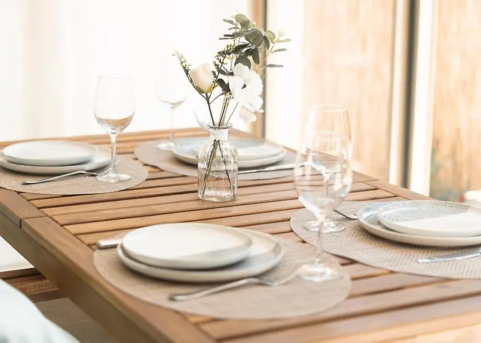 2 Pièces à 150 Mètres De La *